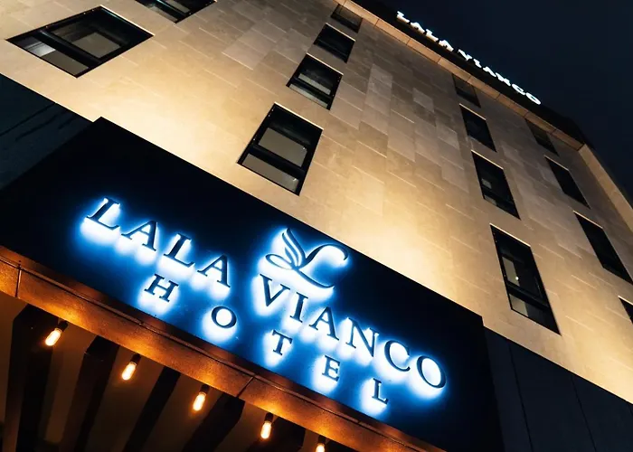 Lala Vianco Business Hotel