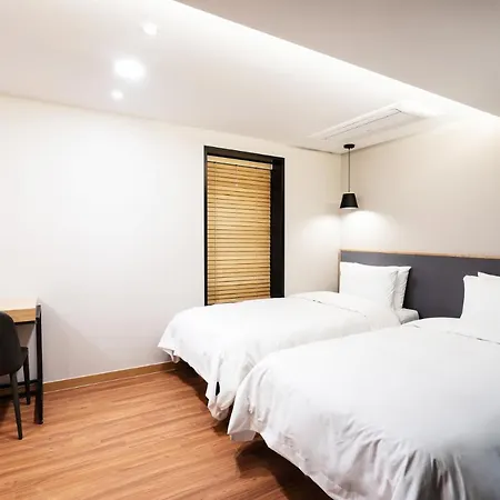 Lala Vianco Business Hotel Busan Exterior photo