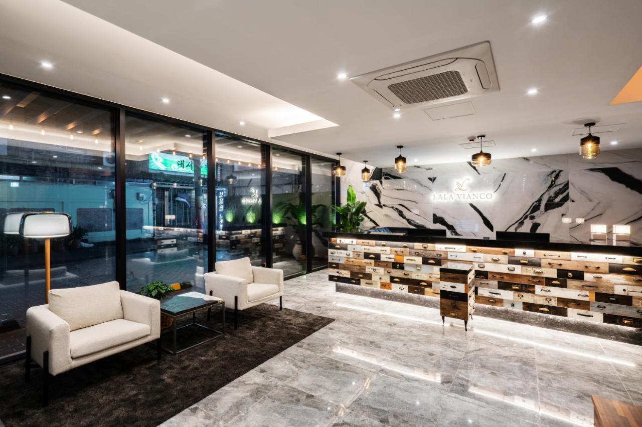 拉拉维安科酒店 3* 釜山